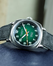 Load image into Gallery viewer, Verimatic 39mm green fumé green suede
