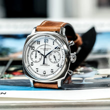 Load image into Gallery viewer, Bolton Chronograph meca-quartz - brown leather
