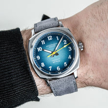 Load image into Gallery viewer, Verimatic 39mm blue fumé brown leather
